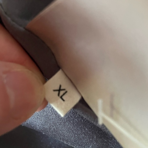 Like New The Curated The Classic Blazer - Picture 15 of 15